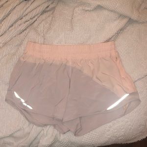 lululemon hotty hot shorts 4 inch